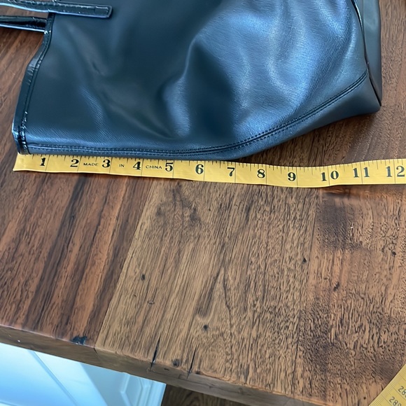 Coach tote in black - Picture 7 of 7